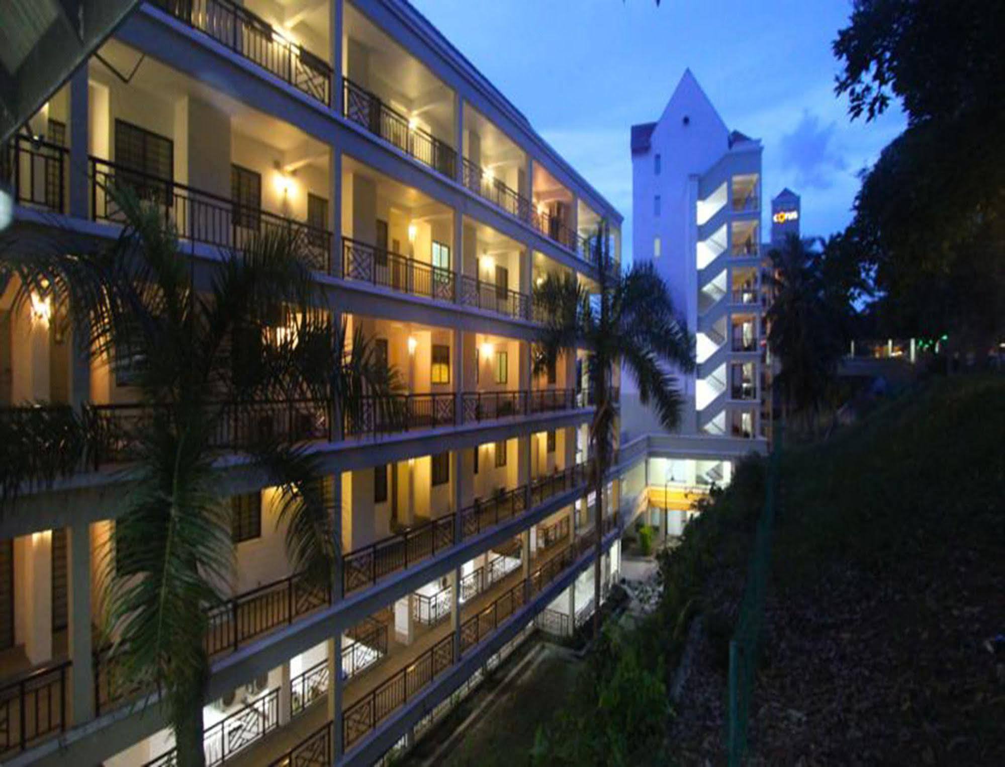 Paradise Lagoon Apartment Port Dickson Exteriör bild