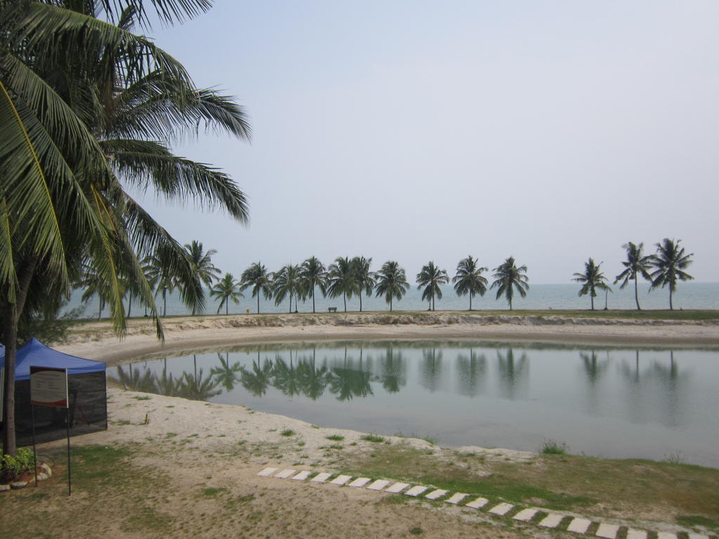 Paradise Lagoon Apartment Port Dickson Exteriör bild